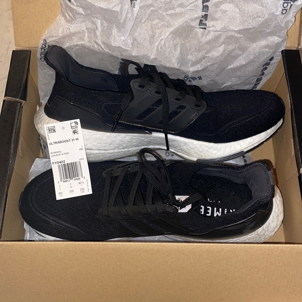 Adidas Ultraboost 21